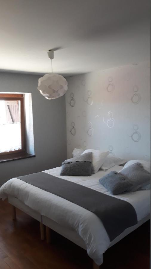 Gite De La Saugiat Le Fied Exterior photo